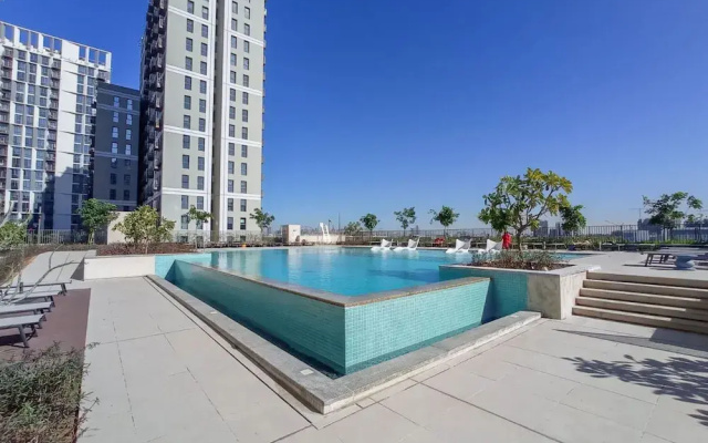 Dubai Hills Sleeps 4 in a Great Location