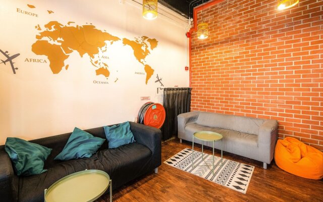 Beds & Dreams Hostel Temple Street Сингапур интерьер отеля