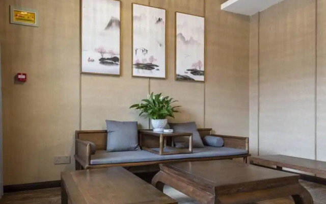Floral Hotel Yun Jing He Yuan Haidong