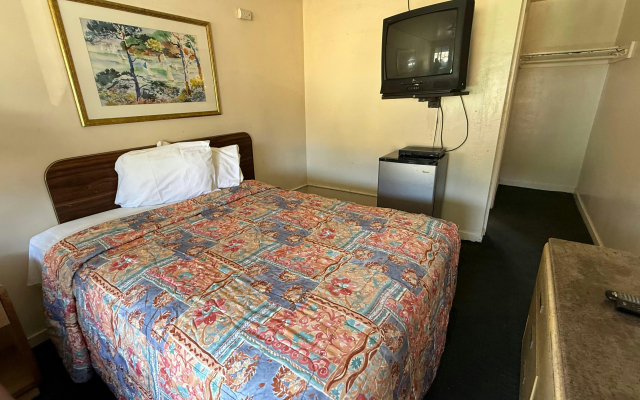Discovery Inn Vallejo I 80 Near Napa CA