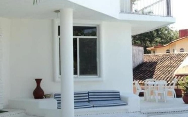 Отель Villa Palomas Ixtapa вид на фасад