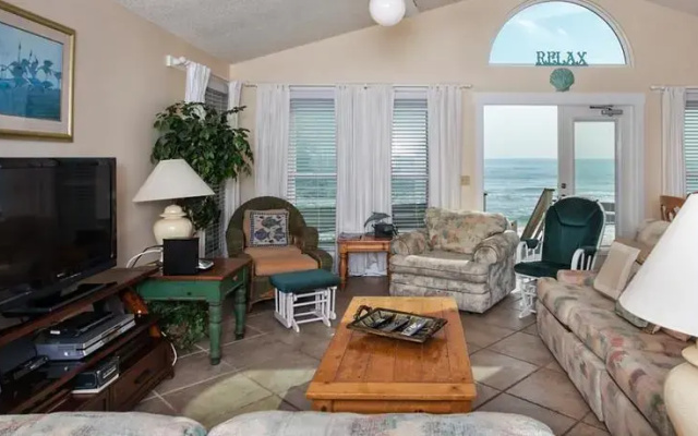Taras Haven by Vacation Rental Pros