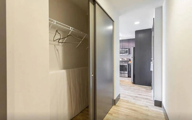 Belltown Waterfront Suites by Barsala