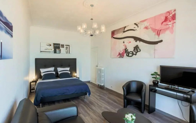 Sea Front Suite - Panoramic View with Terrace - 85 M