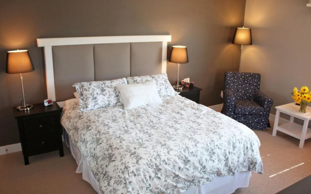 Juniper Trails Bed and Breakfast