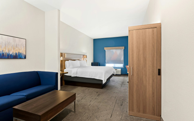 Holiday Inn Express & Suites Perry by IHG