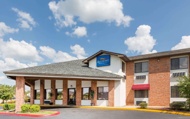 Baymont by Wyndham Tupelo in Tupelo, United States of America from 76$, photos, reviews - zenhotels.com hotel front