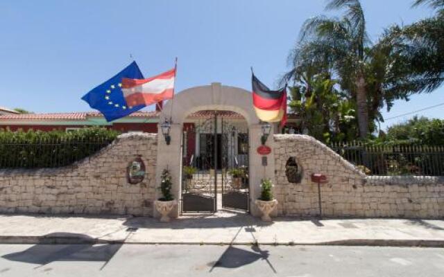 Отель Villa Margherita Поццалло вид на фасад