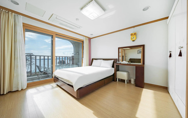 The Bay Jeju Resort