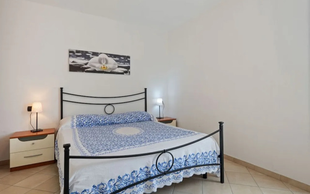 Traditional Holiday Home in Moneglia With Private Terrace
