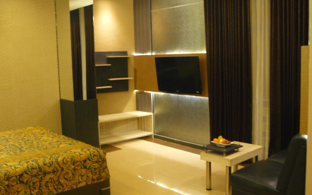 Hotel Oval Surabaya
