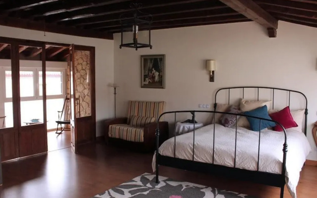 Burgos 102022 5 Bedroom Holiday home By Mo Rentals