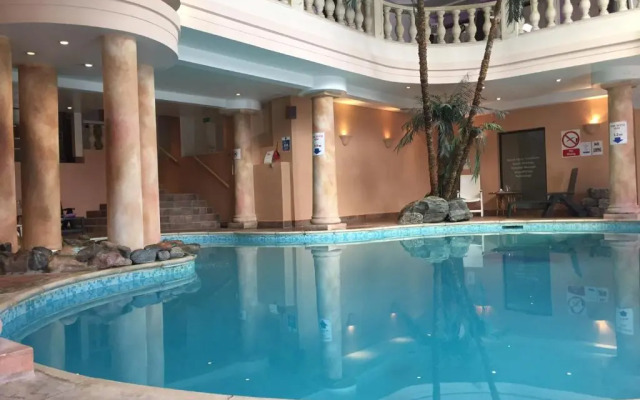 The White Hart - A Heartwood Inn
