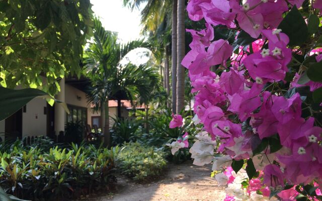 Отель Diamond Bay Resort & Spa вид на фасад