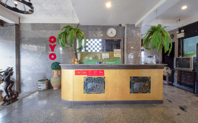 OYO 75316 Capital Residence