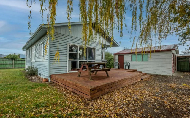 5 Amuri Avenue