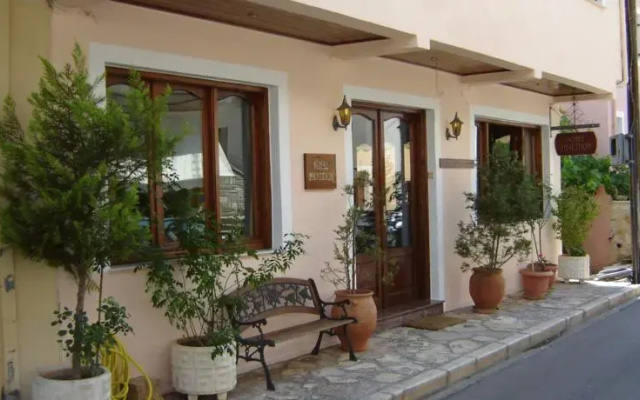 Phaethon Hotel