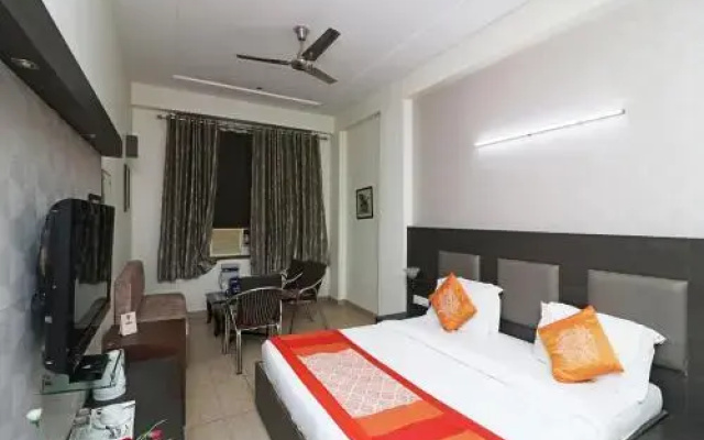Hotel Parichay by OYO Rooms