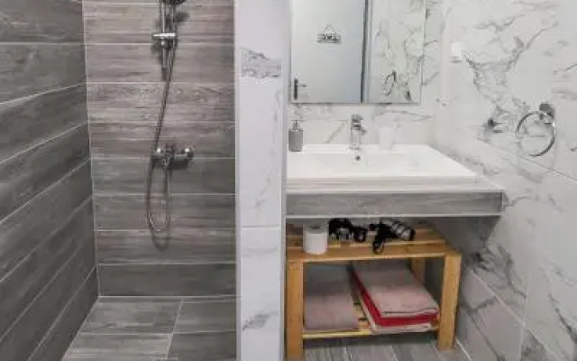 Varka Apartment