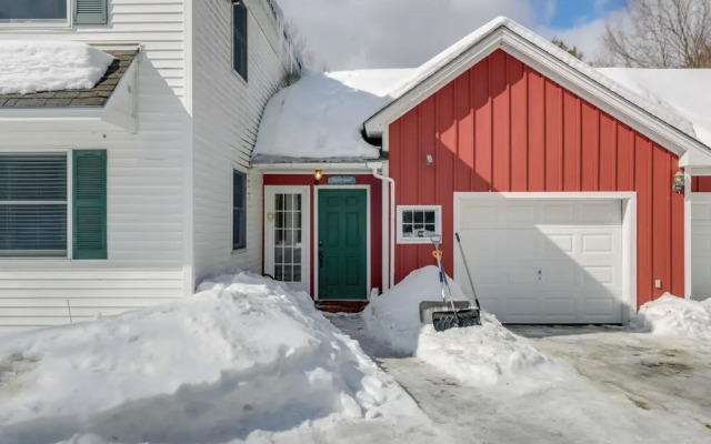 Golf, Hike & Unwind: Spacious Dover Retreat!