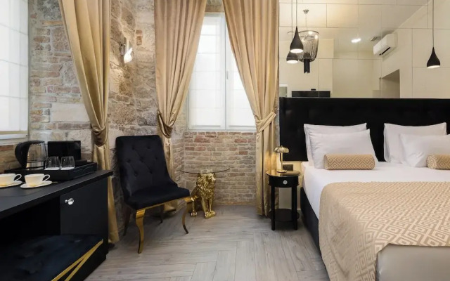 Luxury rooms Golden Palace City Centre