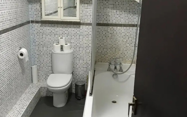 Rooms At103