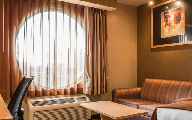 Comfort Suites Monroeville - Pittsburgh East