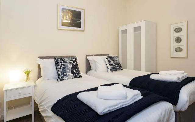 Cavendish Road Apartment