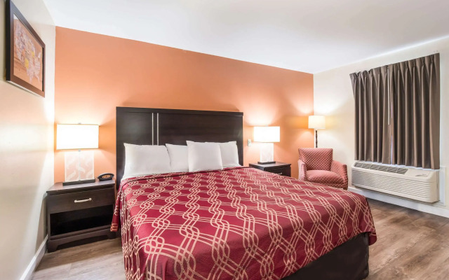 Econo Lodge Santee
