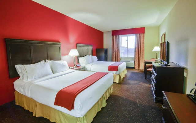 Country Inn & Suites by Radisson, Terrell