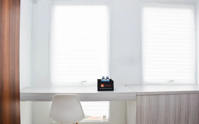 Cozy Living Studio Patraland Urbano Apartment Near Bekasi Station