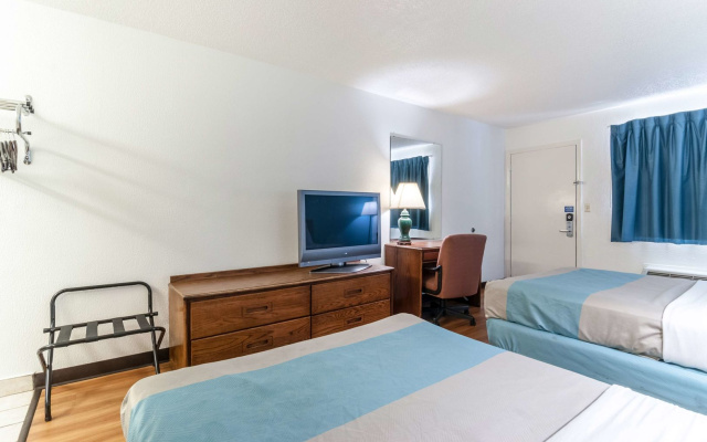 Motel 6 Southgate, MI - Detroit