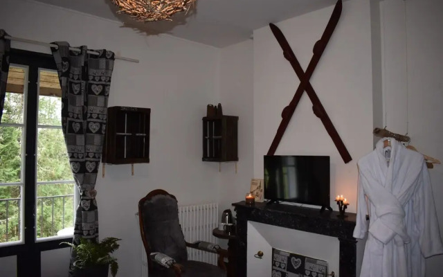 Baccara Lodge