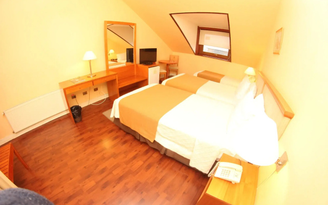 Gran Hotel Vicente Costanera