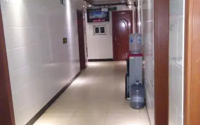 Xinzheng 8090 Network Inn