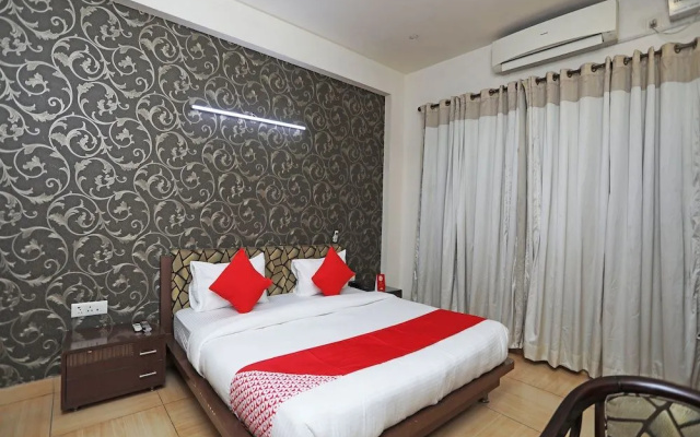 OYO 17257 Stay Inn