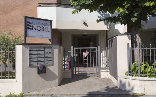 Отель Residenza Nobel Appartamenti вид на фасад