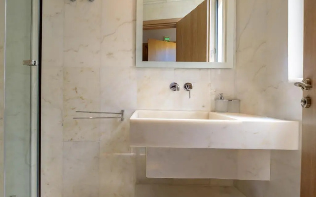 Fos DownTown Suites