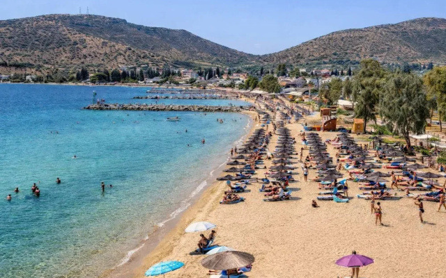 Ancient Vibe - Seaside Stay w Balcony Near Volos