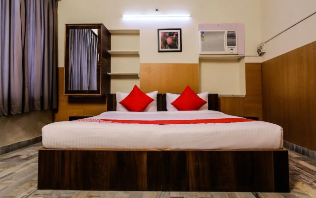 OYO 16169 Sahdev Guest House