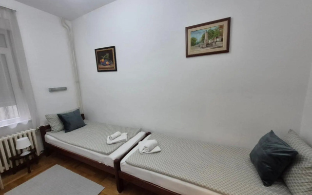 Authentic Belgrade Centre - Apartment Ethnica 2