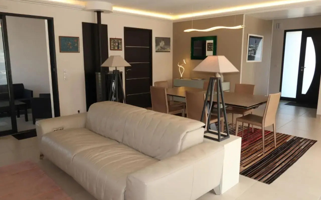 Holiday Home Ty Pleine - GUL101