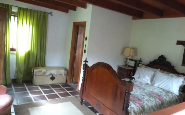 House - 3 Bedrooms with Pool and WiFi - 107434
