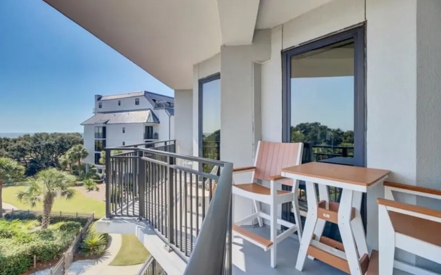 Shipwatch 308b by Wild Dunes, Oceanfront Condo With Resort Amenity Access