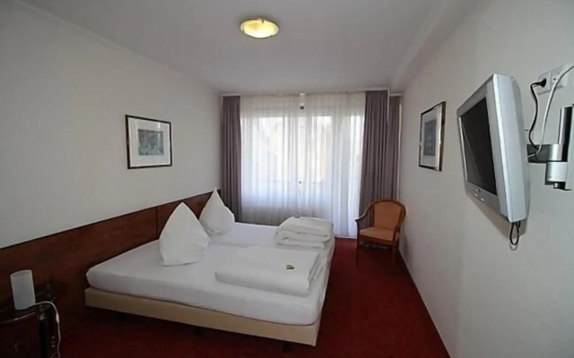Hotel Alpha