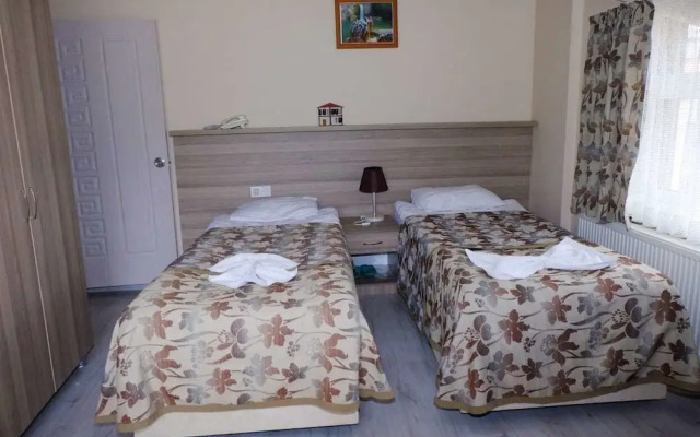 Sarimese Hotel