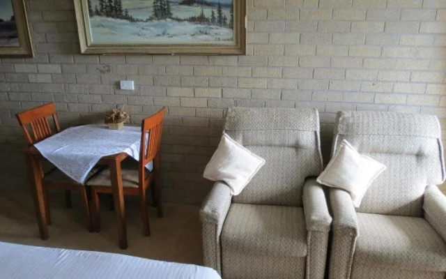 Beachview Motel - Adults Only