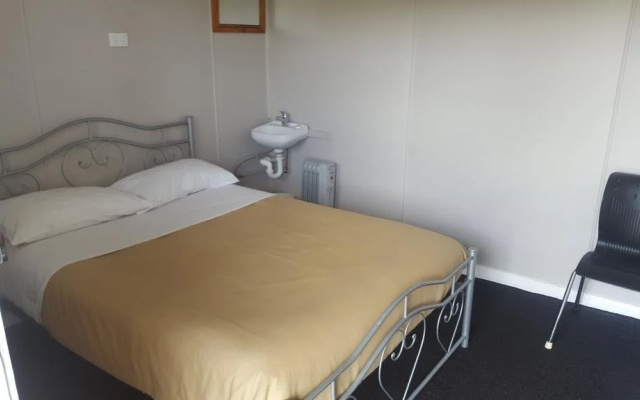Tingle All Over Budget Accommodation