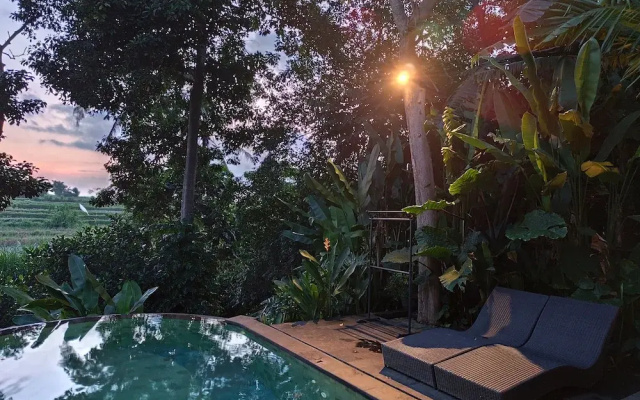 Sunset Shade Villa