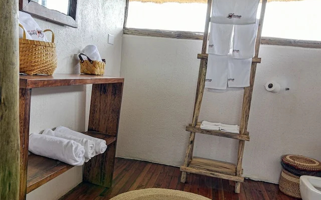 Aardvark Safari Lodge
